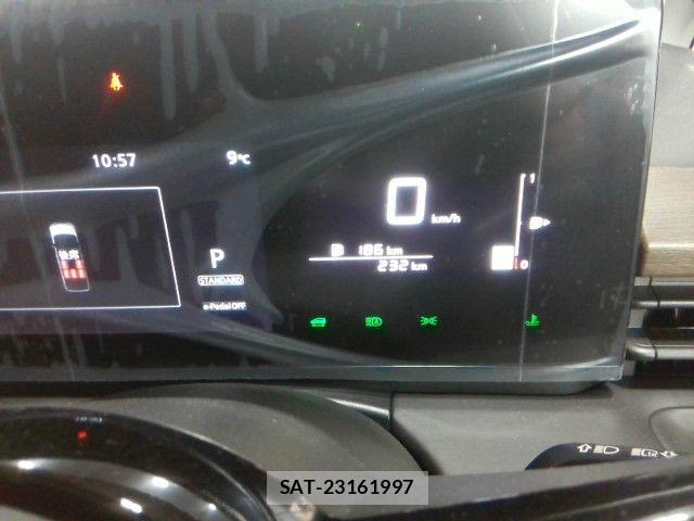 Nissan SERENA 2025-10 6912461-4