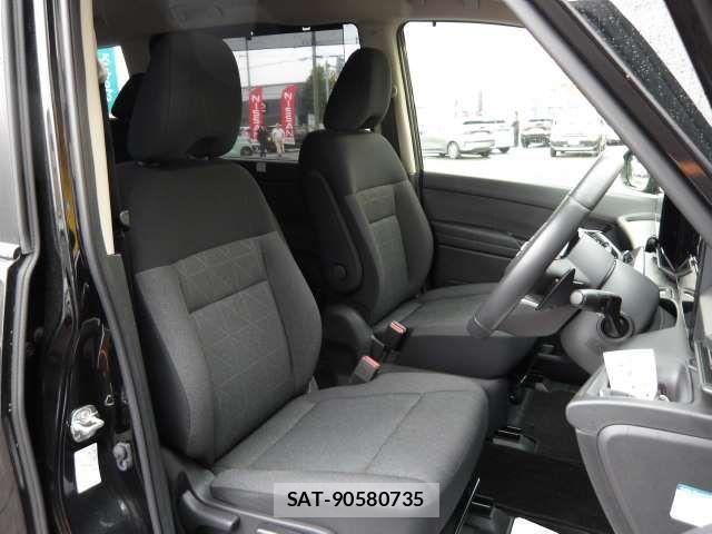 Nissan SERENA 2024-02 6912464-17