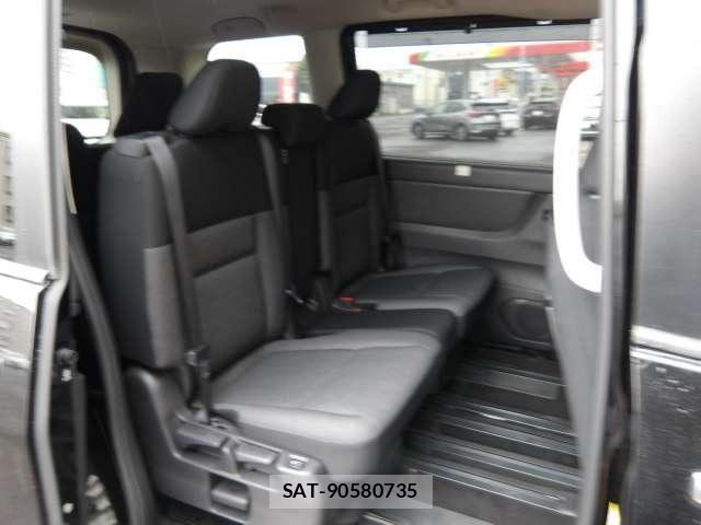 Nissan SERENA 2024-02 6912464-22