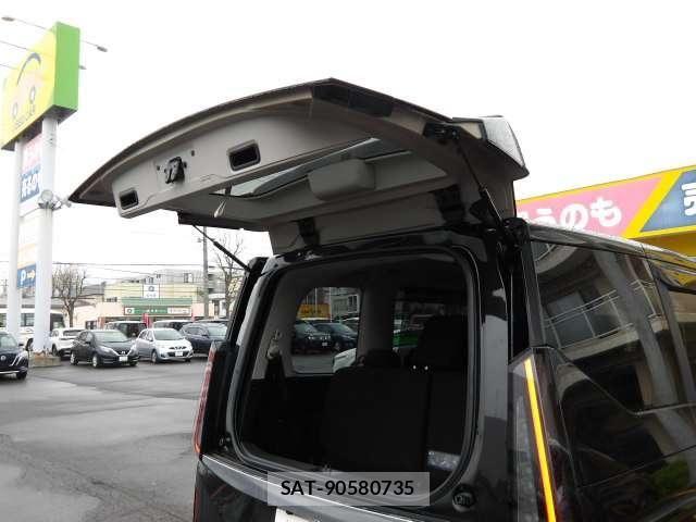 Nissan SERENA 2024-02 6912464-23