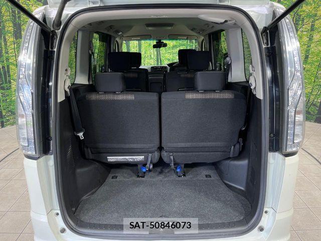 Nissan SERENA 2015-03 6998097-12