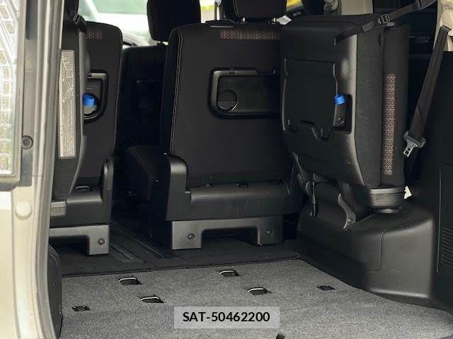 Nissan SERENA 2014-06 7060638-14