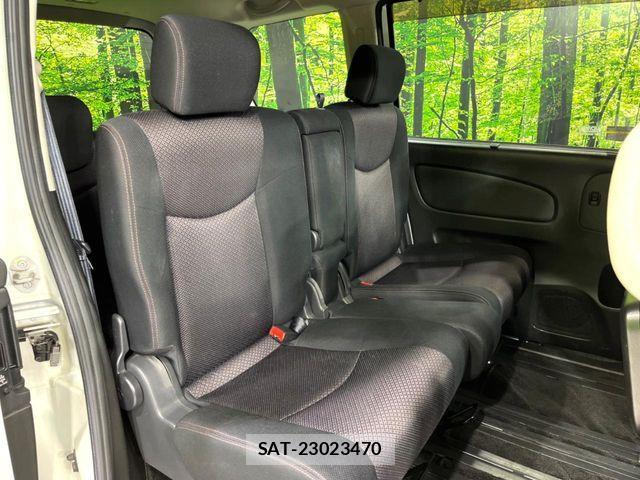 Nissan SERENA 2011-03 7224768-9