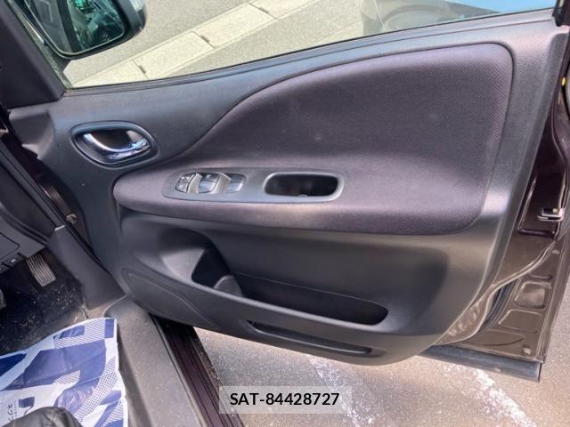 Nissan SERENA 2011-07 7224778-11