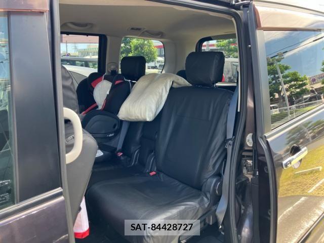 Nissan SERENA 2011-07 7224778-16