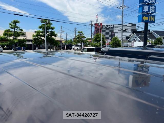 Nissan SERENA 2011-07 7224778-29
