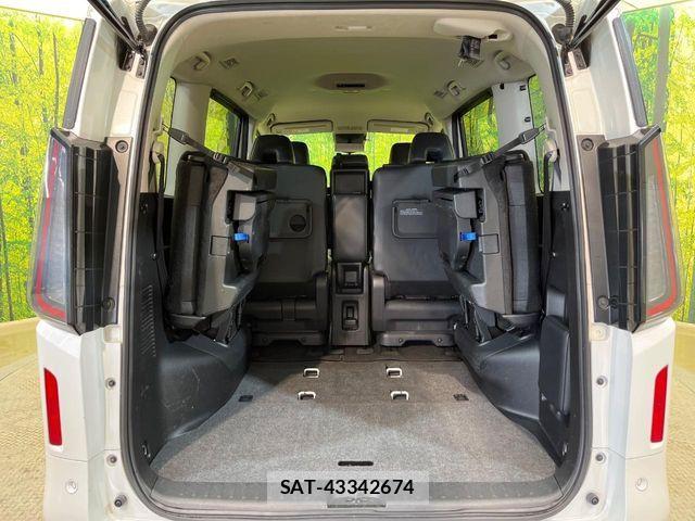 Nissan SERENA 2023-05 7218041-11