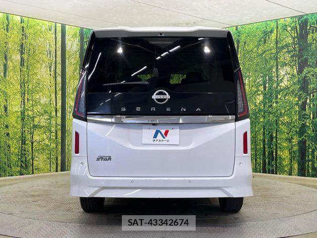 Nissan SERENA 2023-05 7218041-15