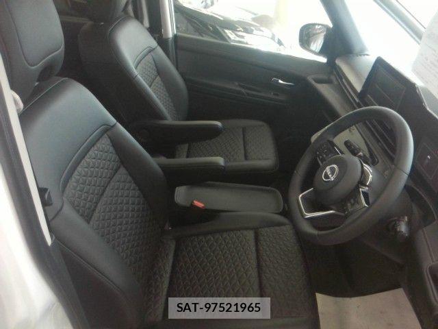 Nissan SERENA 2025-10 7224786-6