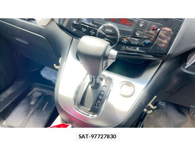 Nissan SERENA 2011-07 7224771-15