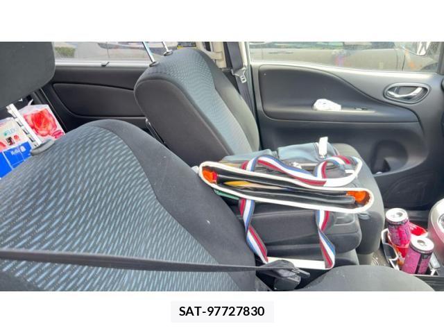 Nissan SERENA 2011-07 7224771-17