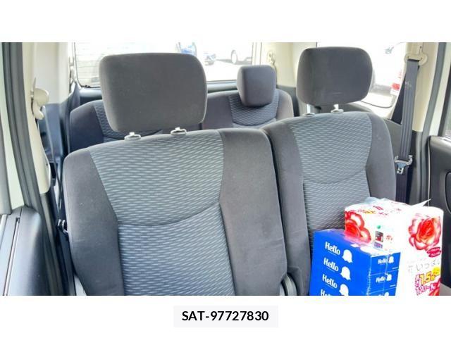 Nissan SERENA 2011-07 7224771-19