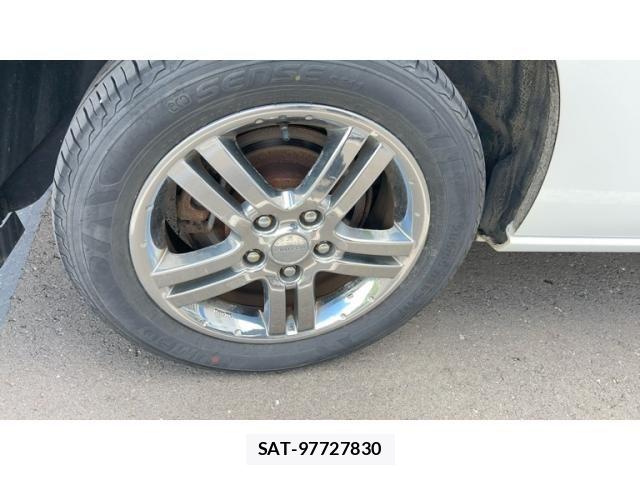 Nissan SERENA 2011-07 7224771-26
