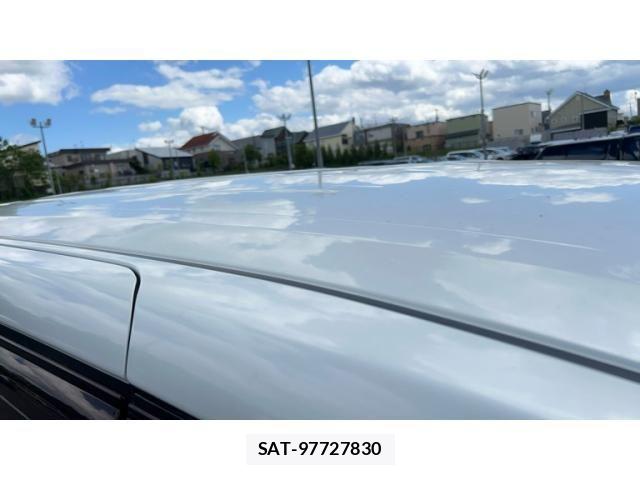 Nissan SERENA 2011-07 7224771-29