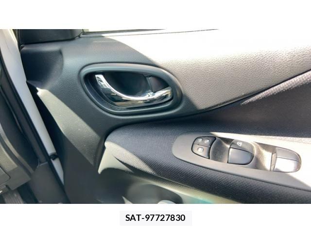 Nissan SERENA 2011-07 7224771-6