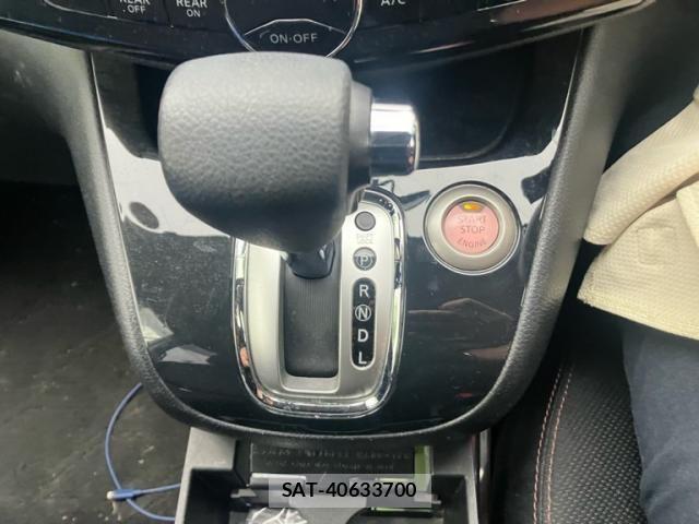 Nissan SERENA 2013-09 7224777-21