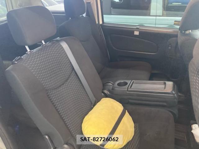 Nissan SERENA 2016-03 7224790-11
