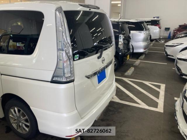 Nissan SERENA 2016-03 7224790-14