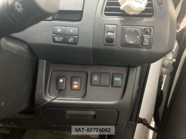 Nissan SERENA 2016-03 7224790-19