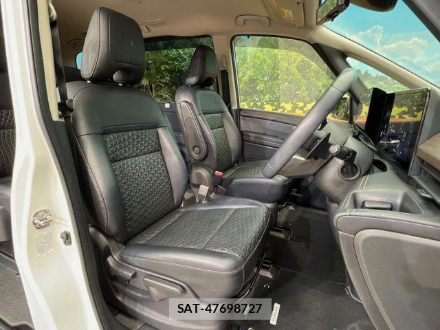 Nissan SERENA 2023-08 7252244-10