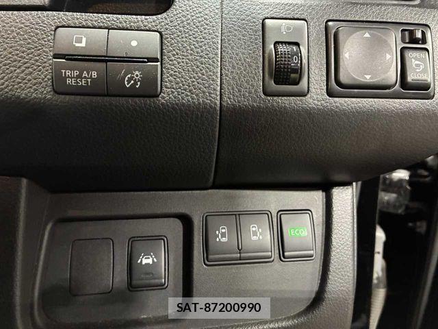 Nissan SERENA 2016-02 7250712-4
