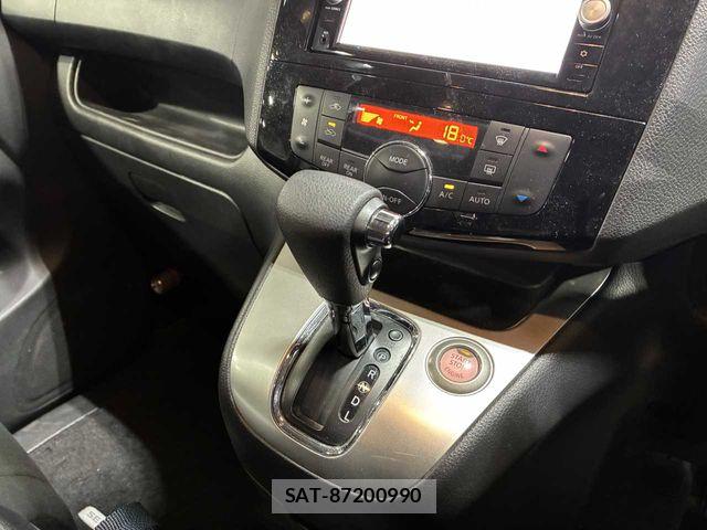 Nissan SERENA 2016-02 7250712-7