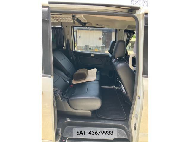 Nissan SERENA 2015-12 7272903-14