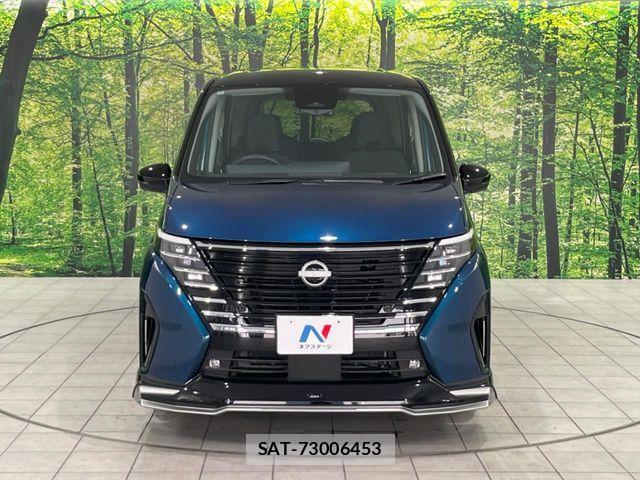 Nissan SERENA 2024-10 7272902-18