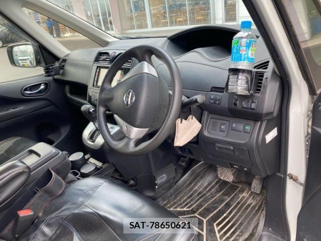 Nissan SERENA 2016-03 7329980-15