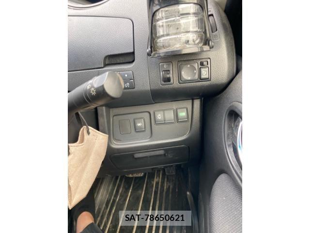 Nissan SERENA 2016-03 7329980-21