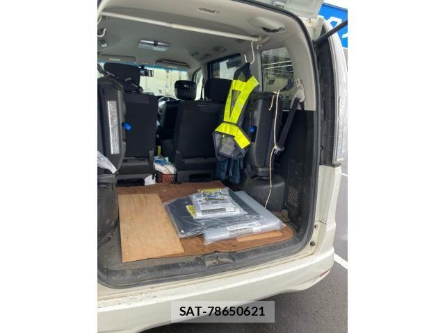 Nissan SERENA 2016-03 7329980-8