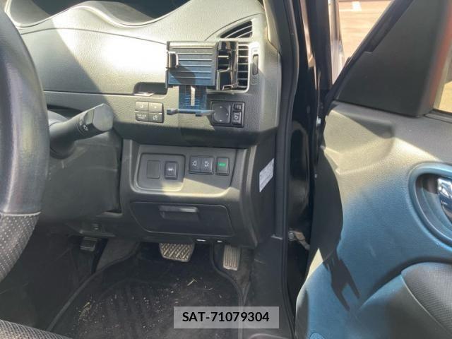Nissan SERENA 2015-06 7329979-19