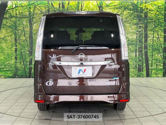 Nissan SERENA 2015-12 7359766-15