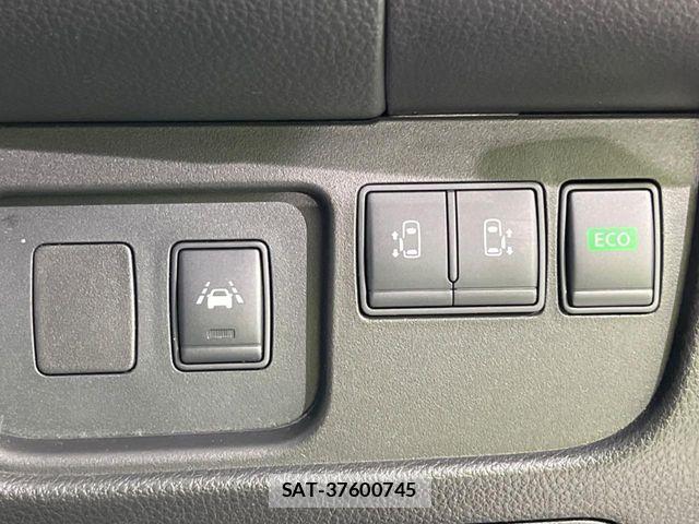 Nissan SERENA 2015-12 7359766-5