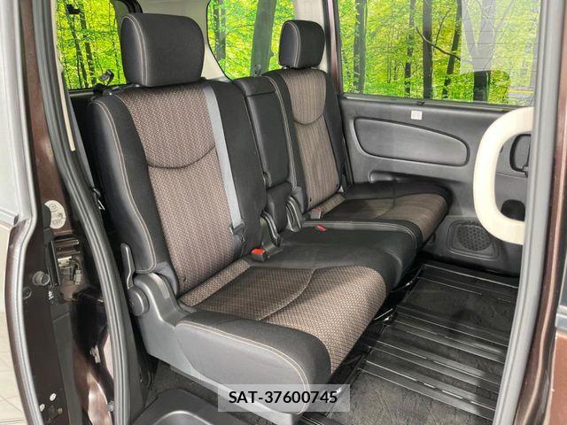 Nissan SERENA 2015-12 7359766-8