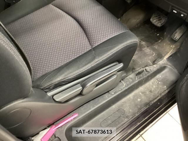 Nissan SERENA 2013-09 7359769-9