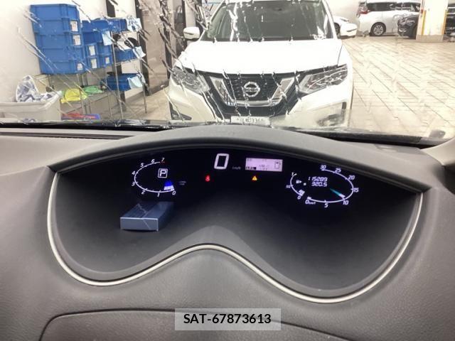 Nissan SERENA 2013-09 7359769-14