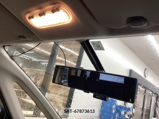 Nissan SERENA 2013-09 7359769-15