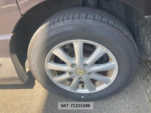 Nissan SERENA 2011-09 7359768-9