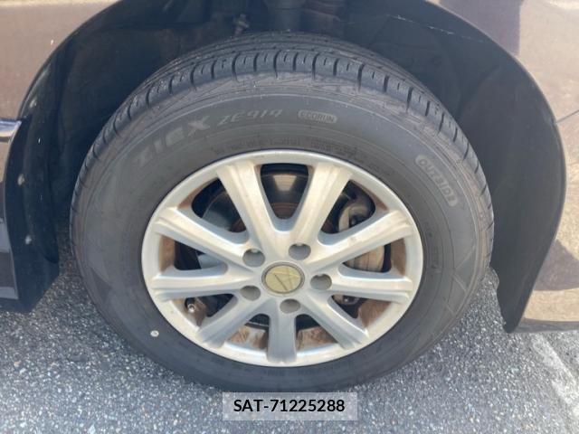 Nissan SERENA 2011-09 7359768-7