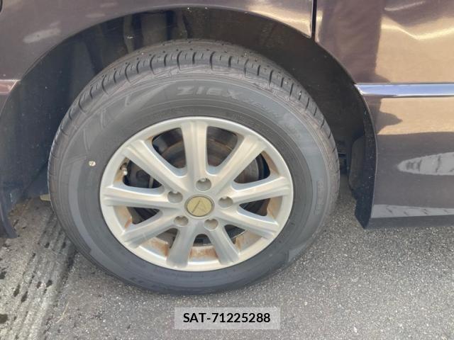 Nissan SERENA 2011-09 7359768-8