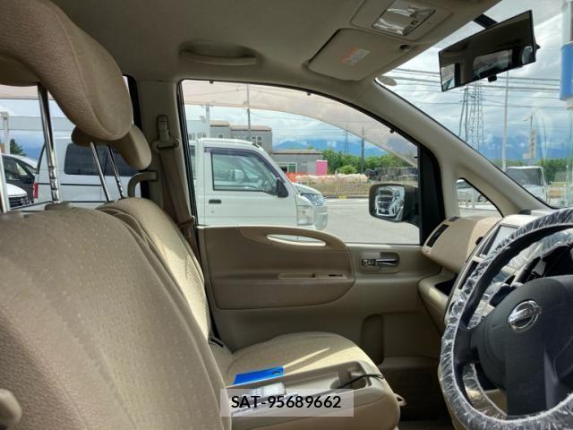 Nissan SERENA 2007-05 7394017-12