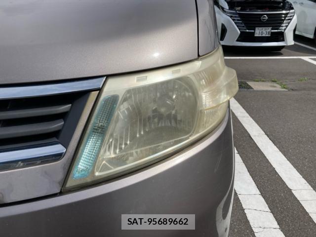 Nissan SERENA 2007-05 7394017-5