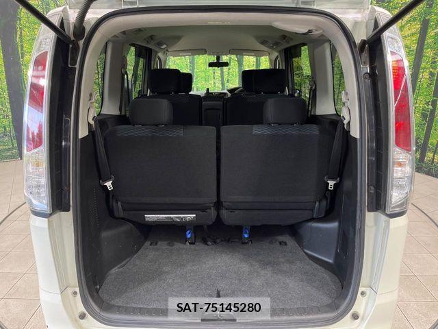 Nissan SERENA 2013-06 7394007-13