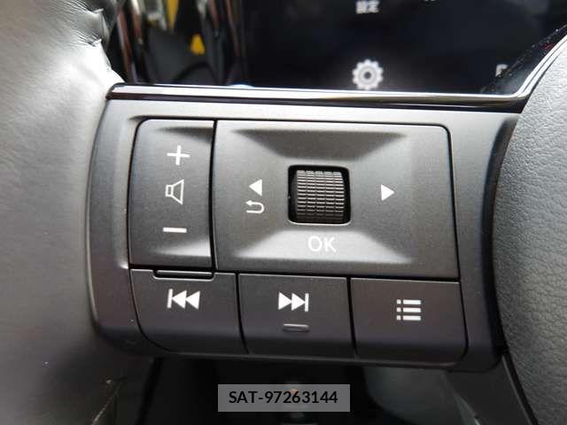 Nissan SERENA 2023-09 7457604-12