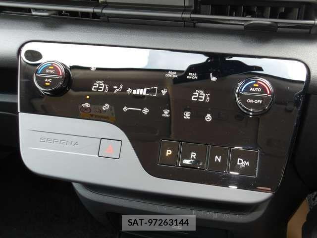 Nissan SERENA 2023-09 7457604-14