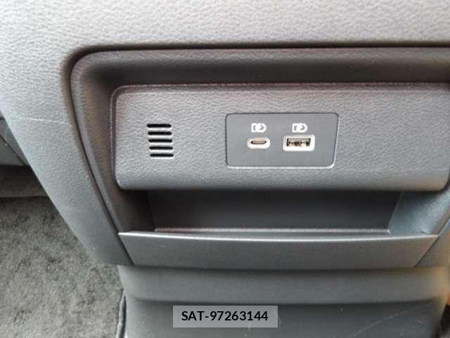 Nissan SERENA 2023-09 7457604-16