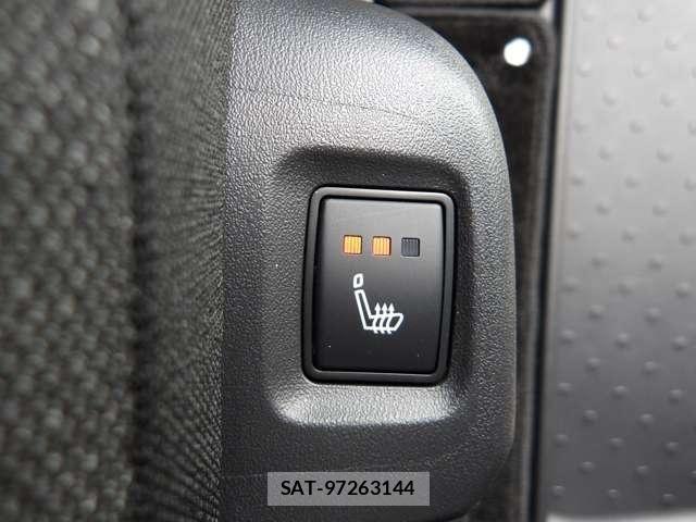 Nissan SERENA 2023-09 7457604-26
