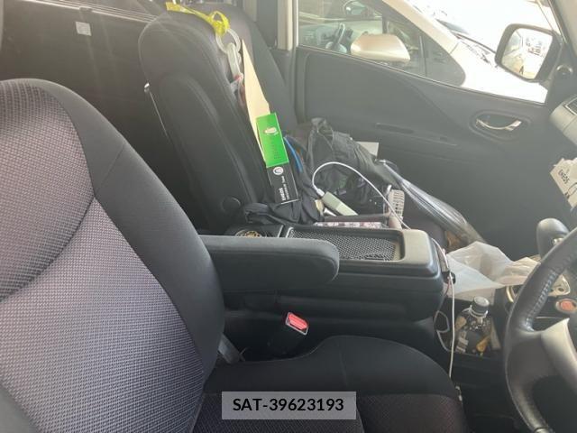 Nissan SERENA 2012-05 7457605-12