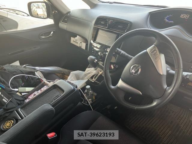 Nissan SERENA 2012-05 7457605-14